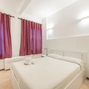 Apartamento Casa Luna - Vicino Stazione Dei Treni