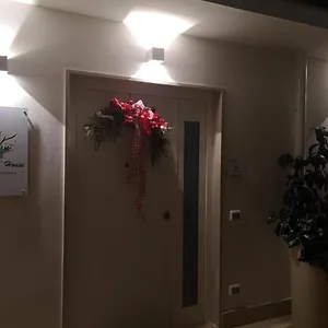 Apartament Sisters' House