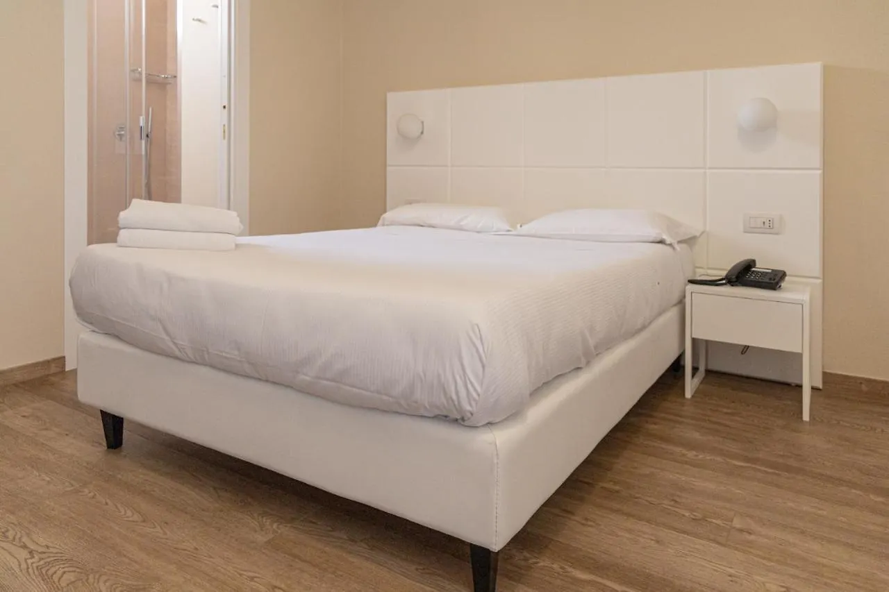 ****  Hotel Boston Bari Italy
